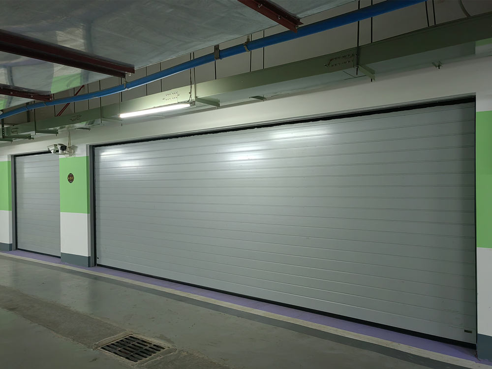 滇池.jpg 滇池.jpg