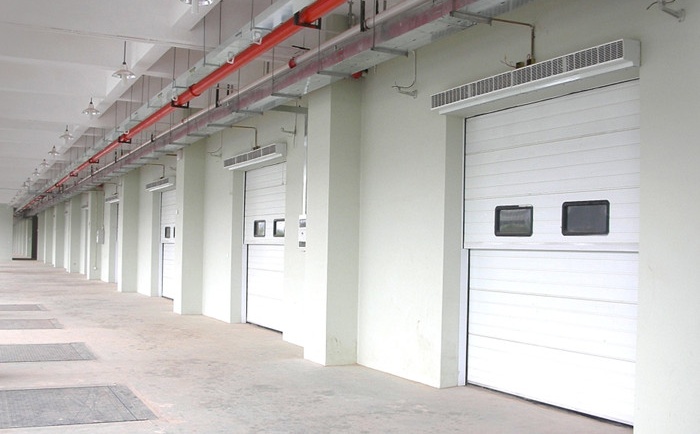 云南白药集团有限公司工业滑升门