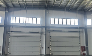 云南元赫科技有限公司厂房滑升门