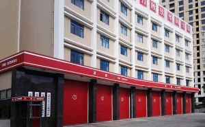 昆明市五华区消防大队消防车库门
