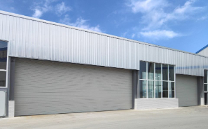 中铝铝箔云南公司超大型电动卷帘门